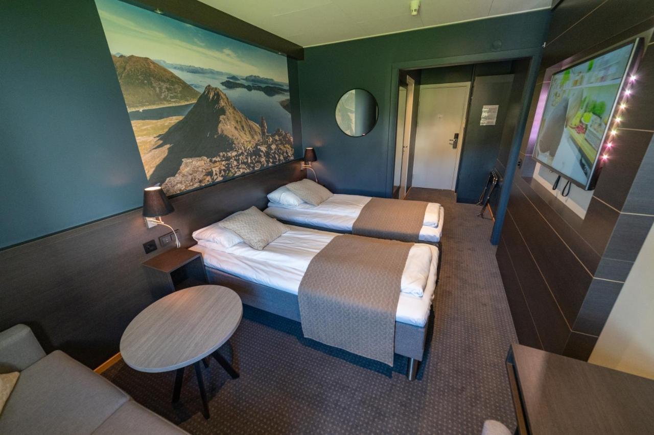 Hotell Maritim Skjervoy Bagian luar foto