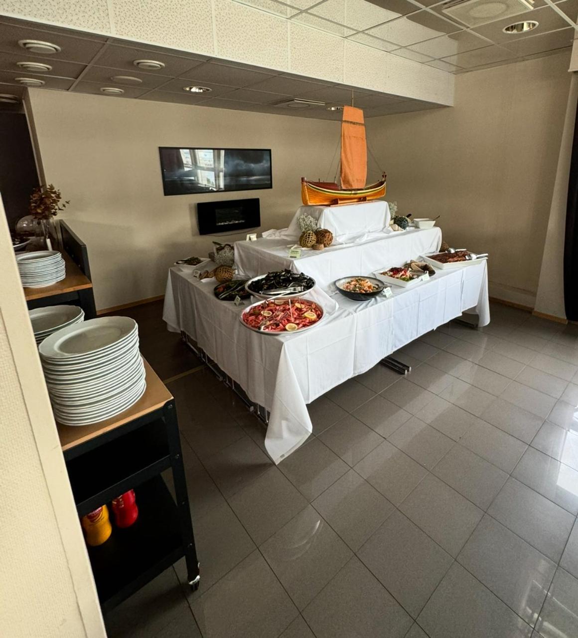 Hotell Maritim Skjervoy Bagian luar foto