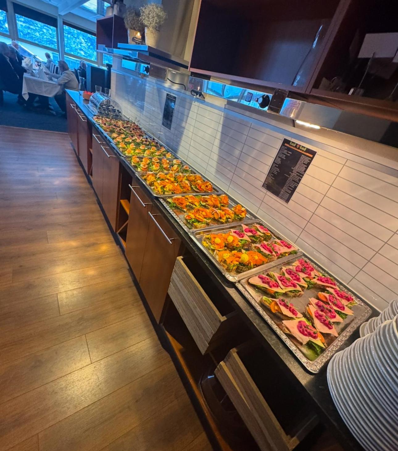 Hotell Maritim Skjervoy Bagian luar foto